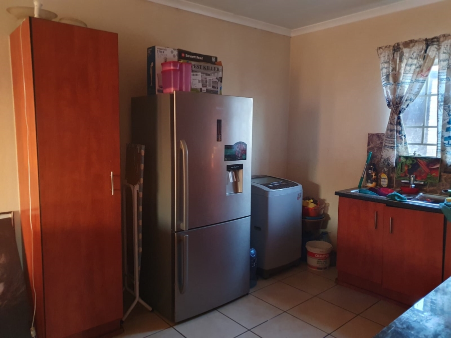3 Bedroom Property for Sale in Waterval East North West